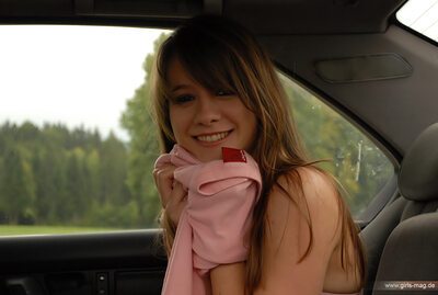 Изображение помечено: Skinny, Brunette, Car, Cute, Safe for work, Sexy Wallpaper, Smiling