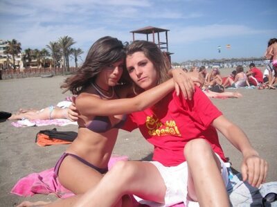 Изображение помечено: Skinny, Beach, Bikini, Brunette, Caterina, Sexy Wallpaper, 2 girls, Cute, Tummy