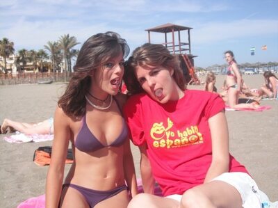 Изображение помечено: Skinny, Beach, Bikini, Brunette, Caterina, Sexy Wallpaper, 2 girls, Cute, Tummy