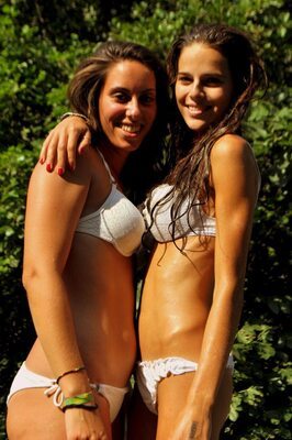 Изображение помечено: Skinny, Bikini, Brunette, Caterina, Italian, Smiling, 2 girls, Cute