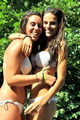 Изображение помечено: Skinny, Bikini, Brunette, Caterina, Italian, Smiling, 2 girls, Cute