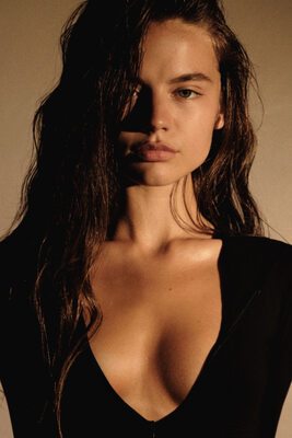 Изображение помечено: Skinny, Brunette, Eyes, Russian, Veronika Safronenko - Vero Hanberg - verohanberg, Cute