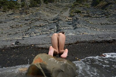 Изображение помечено: Skinny, Brunette, Foxy Di - Nensi B - Medina U, MET Art, Mikhail Paramonov - Paromov, Nature, Nyuso, Russian