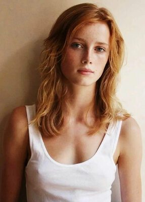 Изображение помечено: Skinny, Redhead, What is her name, Cute